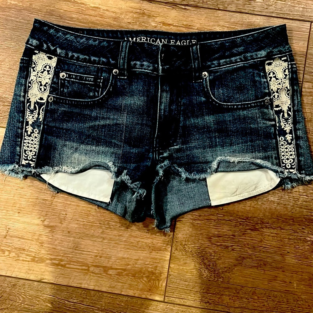 American Eagle AE festival shorts